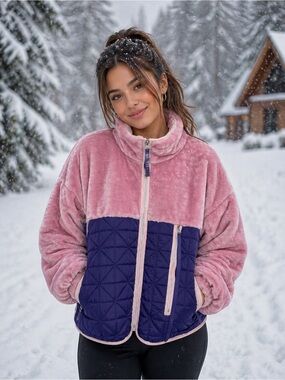 💜Firm Price💜 Ugg quilted fleece jacket